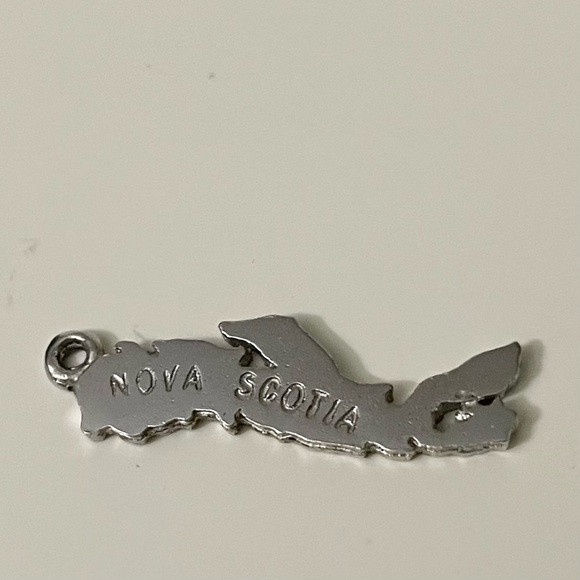 Vintage Sterling Silver Charm Pendant Nova Scotia Canada Travel - Picture 2 of 9